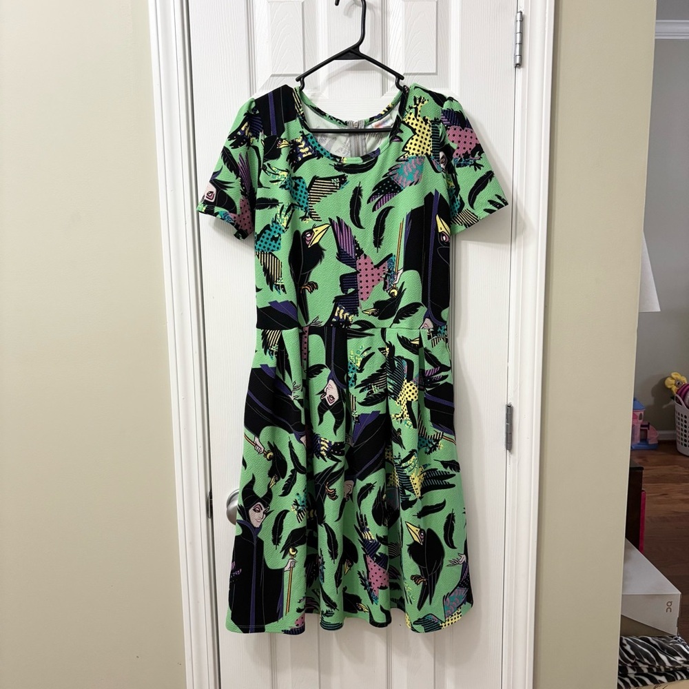 LuLaRoe Disney Villains Maleficent Amelia Dress Plus Size 2X - Picture 3 of 9